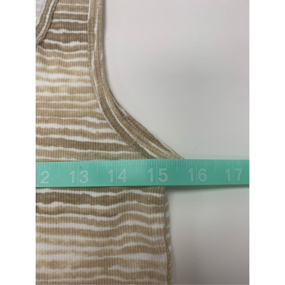 Striped Tank Top - Picture 5 of 6